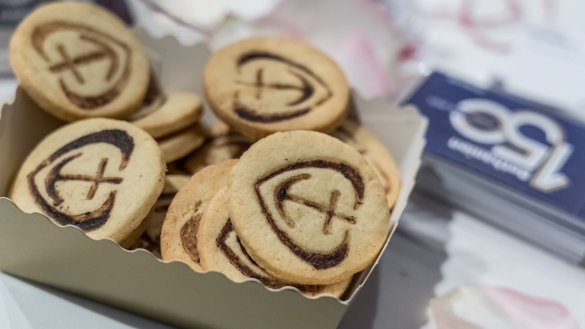 150 Jahre Kekse Kekse mit dem Bethanien Diakonissen-Stiftung Logo