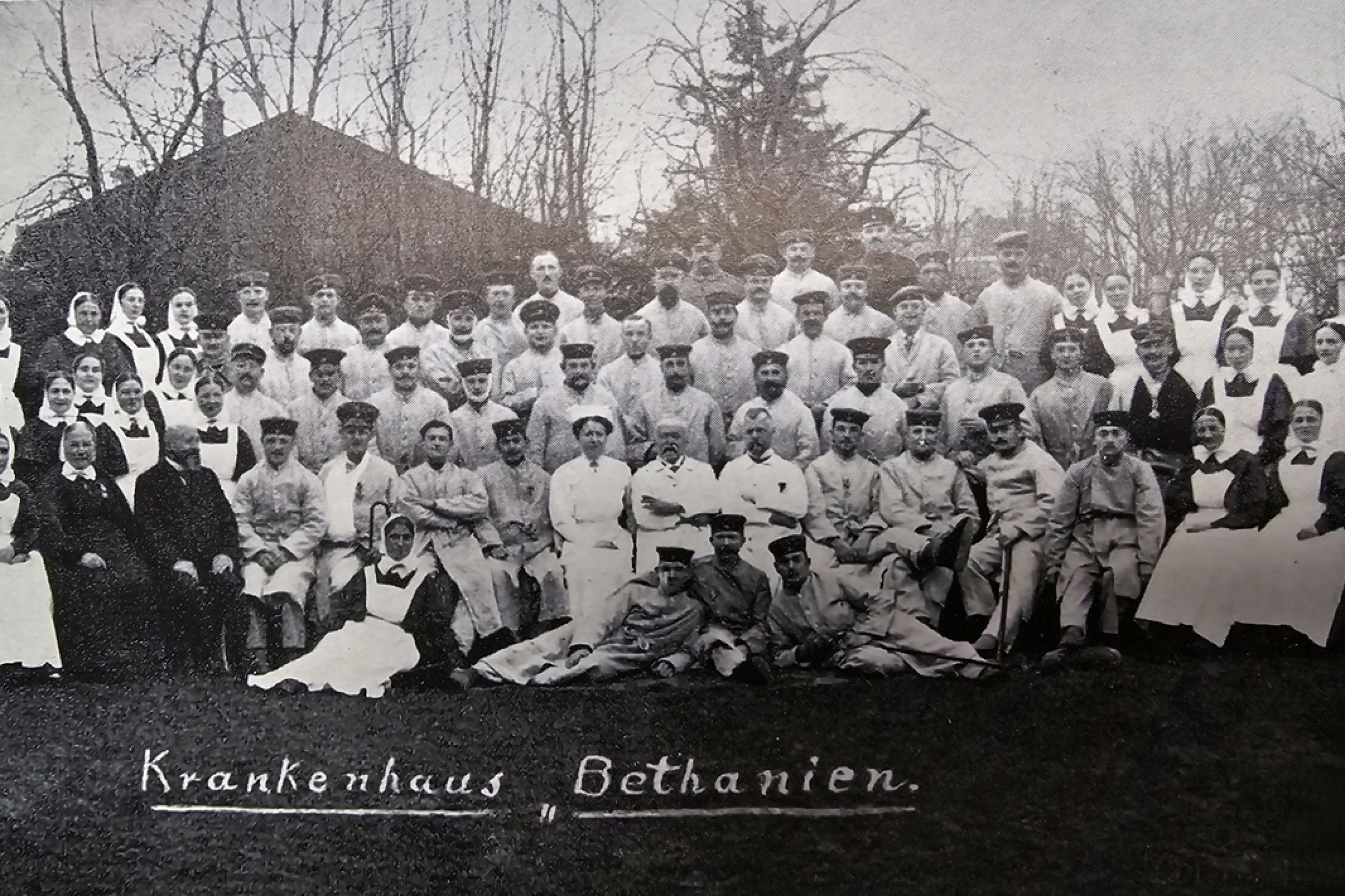 Bethanien Hambug 1915 Schwarweißfotografie von Mitgliedern des Bethanien-Vereins Hamburg
