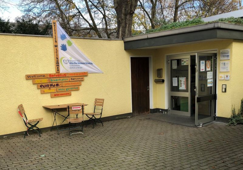 Kita Die kleinen Strolche - Titelbild Der Eingangsbereich der Kita Die kleinen Strolche