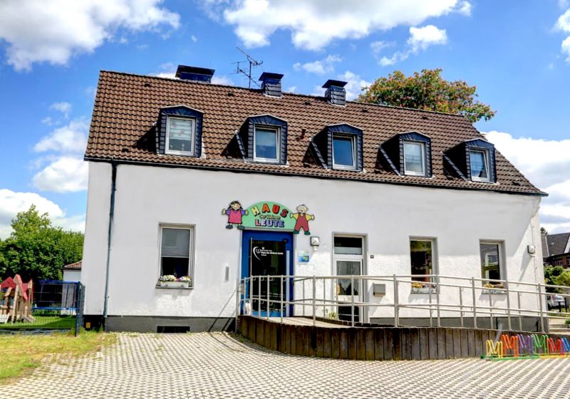 Kita Haus der kleinen Leute - Titelbild Das Gebäude der Kita Haus der kleinen Leute.